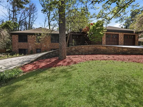 2881 Cravey Dr NE, Atlanta, GA 30345