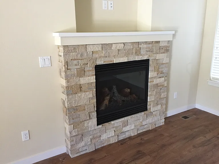 800 NE Ross Rd #2 — Photo 4