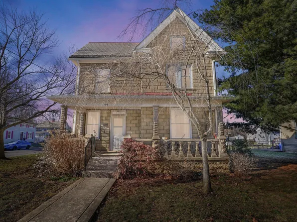 195 Walnut St, Groveport, OH 43125