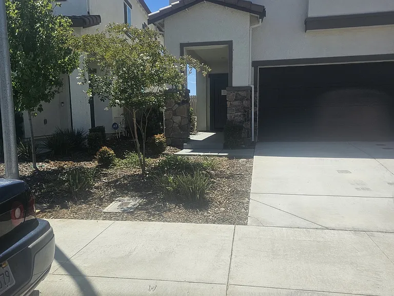 12142 Alamosa Dr — Photo 1