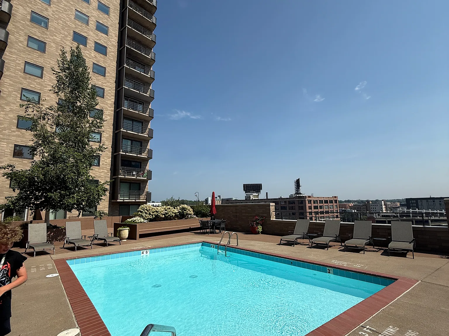1 bed, 671 sqft, $1,100 — Photo 2