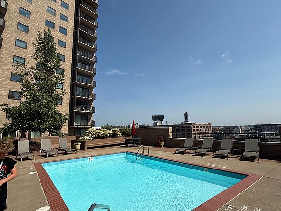 2nd image of 66 9th St E Unit 1505
