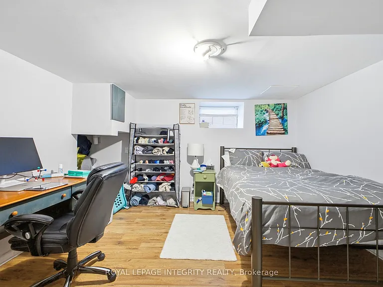 172 Cobourg St #B — Photo 15