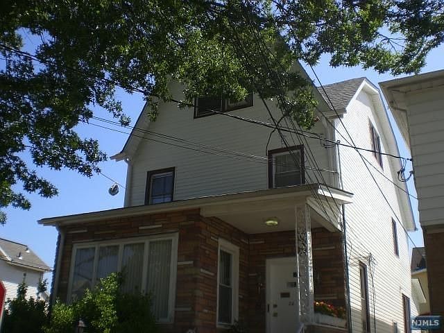2nd image of 24 York Rd