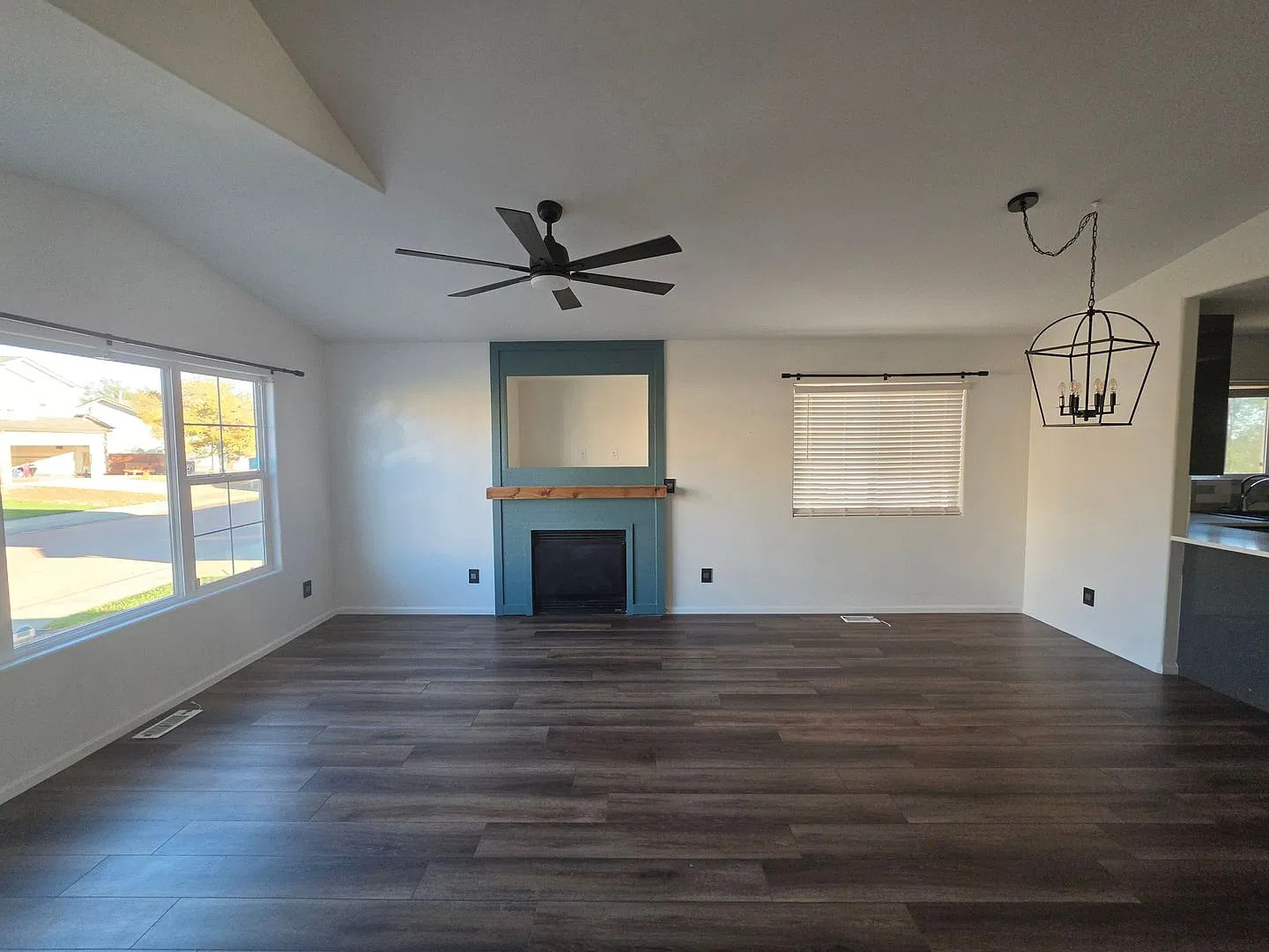 Move-In Ready 5-Bed Ranch with Open Concept & Main-Level Living — Photo 3
