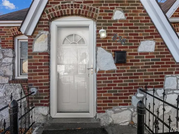 838 Abston Ave, Saint Louis, MO 63135