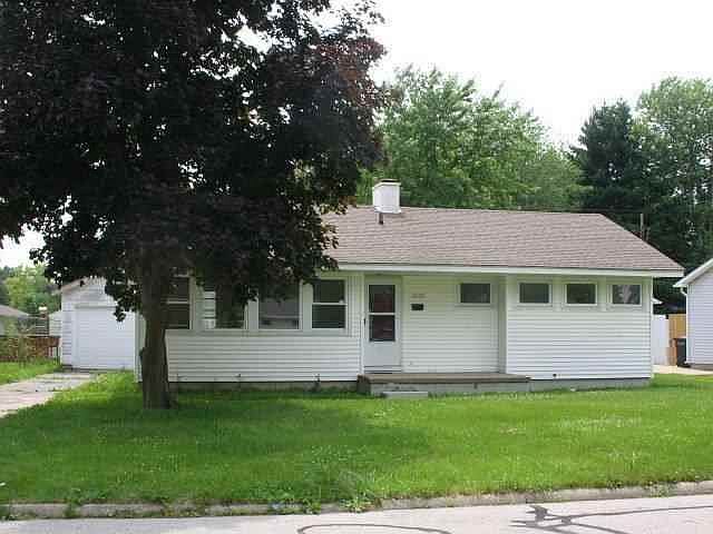 1st image of 2420 Crestview Ct