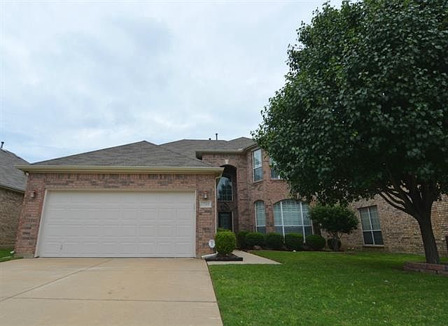1st image of 2749 Thorncreek Ln