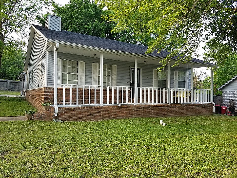 1st image of 2210 Aspen Ter
