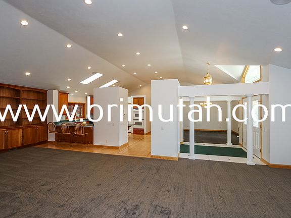 4th image of 1773 E Orchard Dr