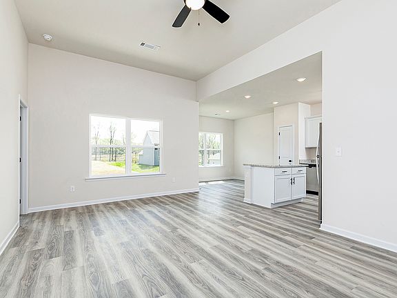 Move freely within the open entertainment area