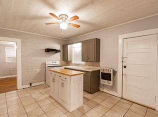 104 S Beauregard St, Alvin, TX 77511