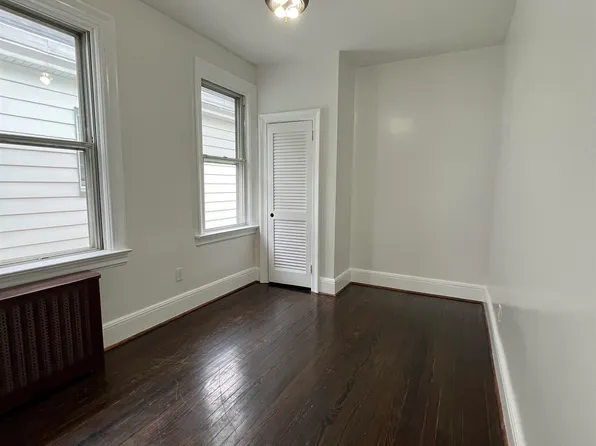 34 Garretson Avenue image 7 of 11