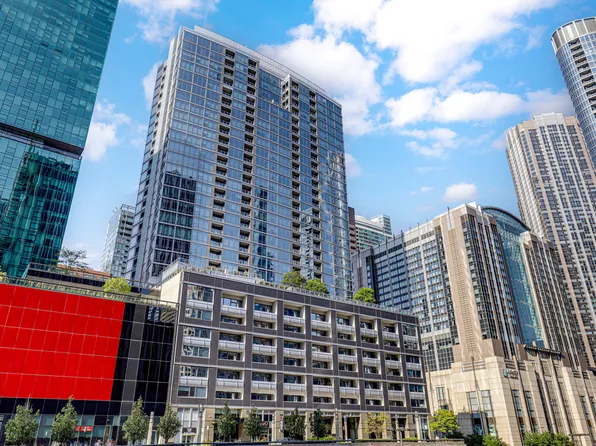 240 E Illinois St APT 1102, Chicago, IL 60611