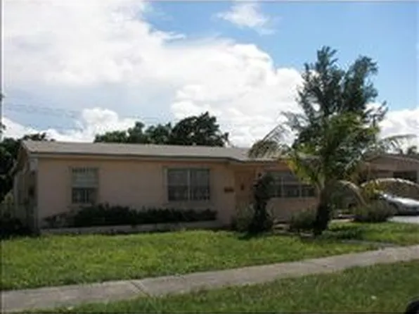 3900 NW 168th St, Miami Gardens, FL 33055