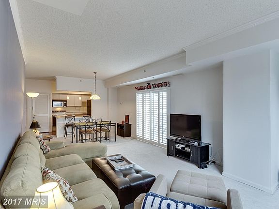 4th image of 1211 S Eads St APT 1101