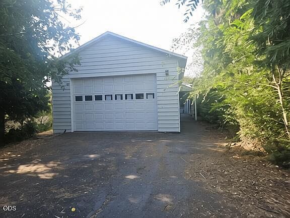 1st image of 642 Front St