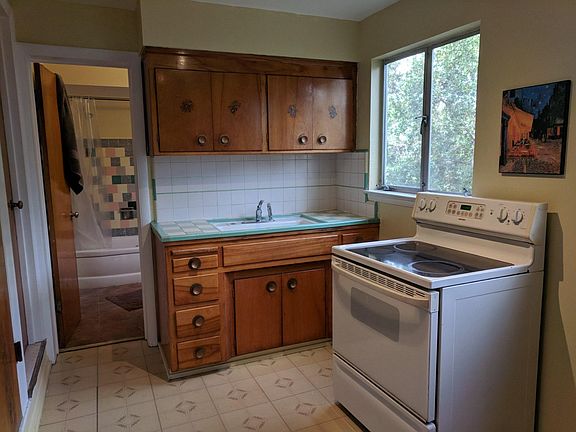 2nd image of 133 Cleland Ave #1