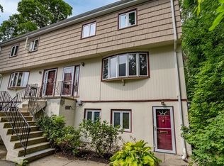 72 A&b Cushing St, Cambridge, MA 02138