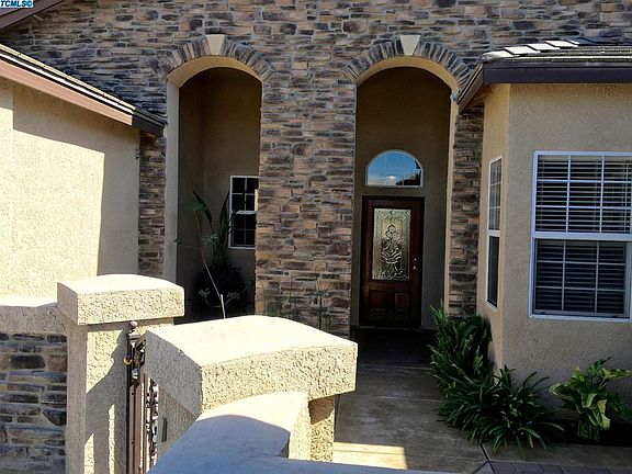 5th image of 1211 E Mesa Ct