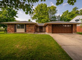 6080 Honeygate Dr, Dayton, OH 45424