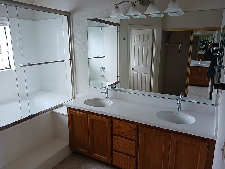 455 Mountain Laurel Ct — Photo 12