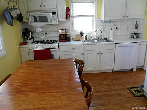 5th image of 167 Gardenvale Dr