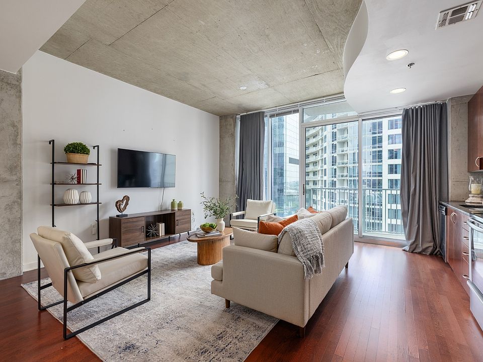 1st image of 301 Demonbreun St Unit 1307