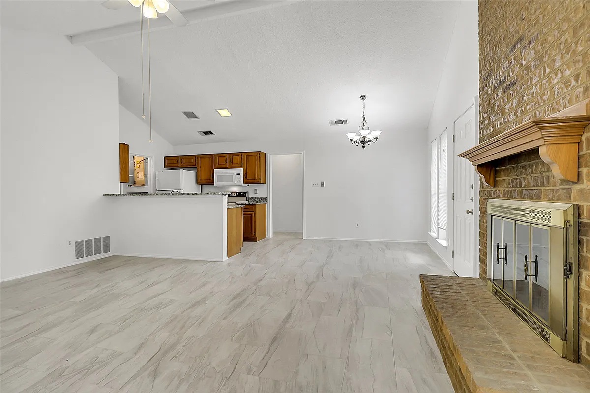 Building Photo - 2018 Embassy Way