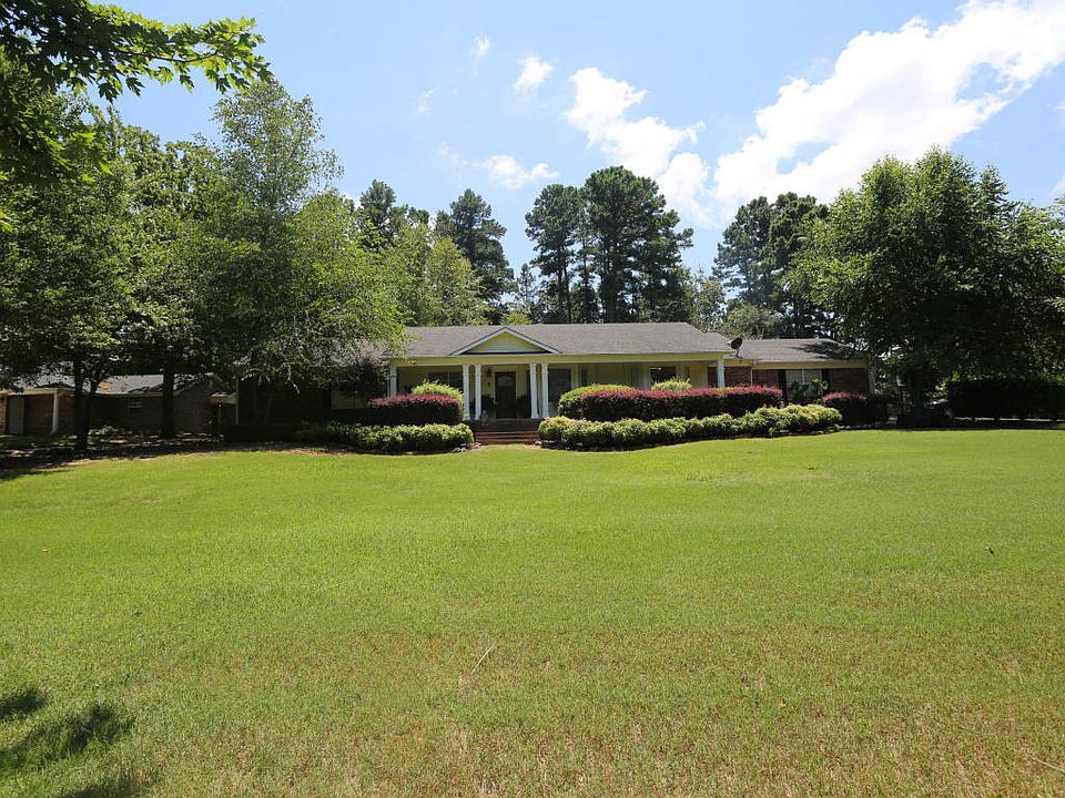 1st image of 544 Richland Cir