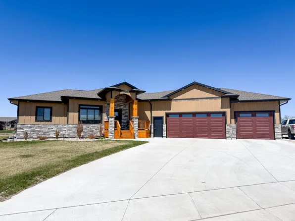 259 18th St NW, Huron, SD 57350