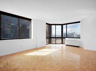420 W 42nd St APT 33F, New York, NY 10036