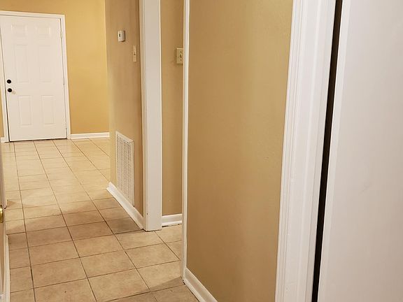 5th image of 1509 N Marque Ann Dr APT A