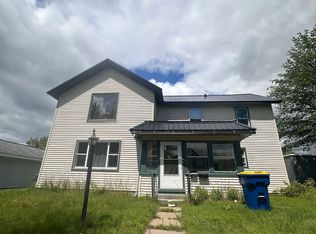 904 E 6th St, Merrill, WI 54452