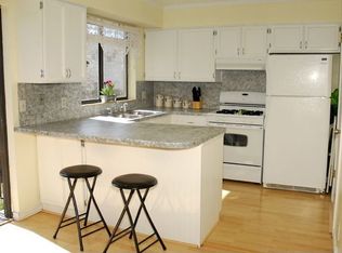 884 E 575 N, Layton, UT 84041