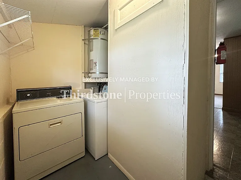 1727 Lindsey Rd — Photo 14