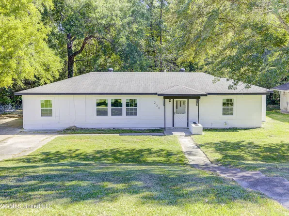 230 Hillside Dr, Vicksburg, MS 39180