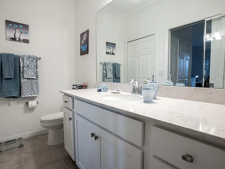 18028 Gawthrop Dr #404 — Photo 9