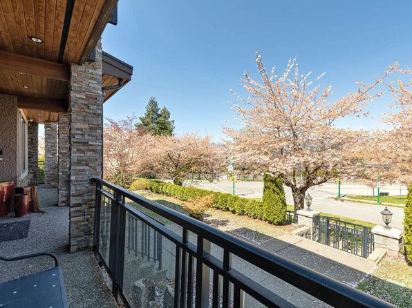 7120 Ridge Dr, Burnaby, BC V5A 1B2