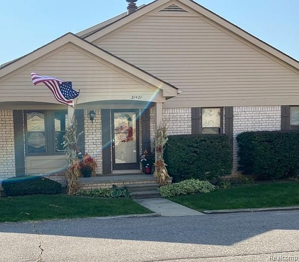 2nd image of 31421 Oak Tree Ct #204