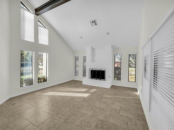 3rd image of 8010 Bayou Forest Dr