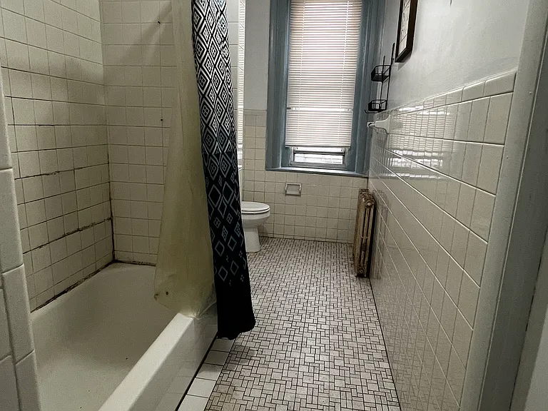 1800 S Broad St #2F — Photo 10