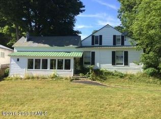 708 Creek Rd, Crown Point, NY 12928