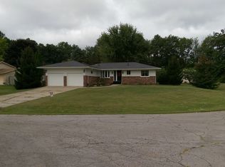 3970 Philrose Dr, Jackson, MI 49201