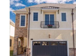 35 Breyer Ct, Elkins Park, PA 19027