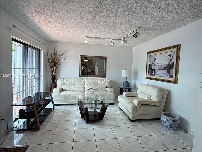 3832 SW 107th Ave #1-3 — Photo 3