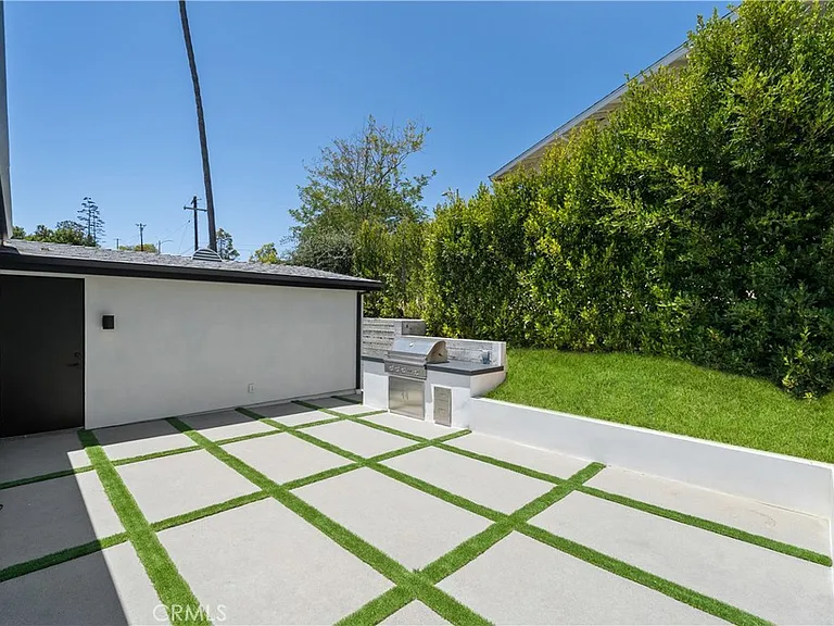 2200 Mantis Ave — Photo 22