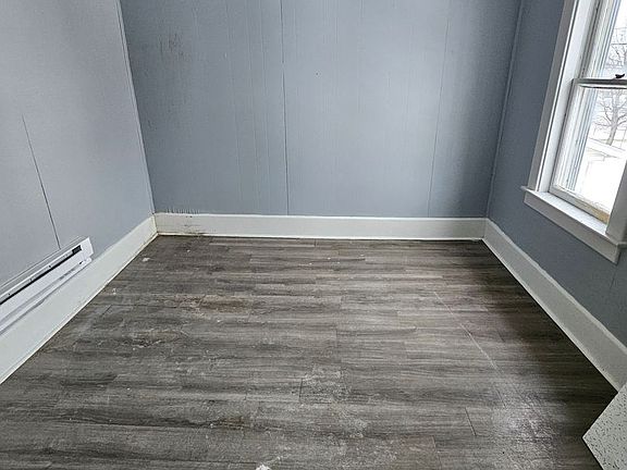 5th image of 453 W 17th St #2