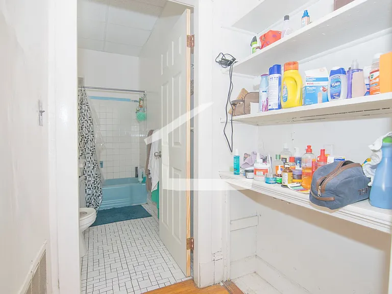 14 Ashford St #3F — Photo 4