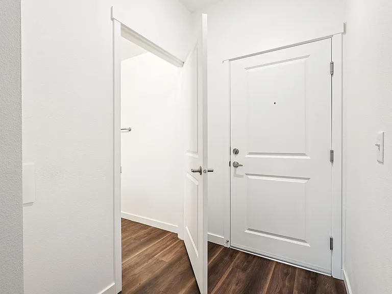 Cascara Apartments (CAS) — Photo 6